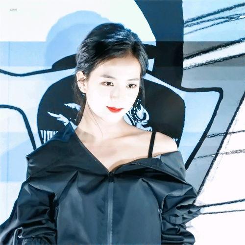 韩娱明星蓝发,韩娱明星的璀璨星途与粉丝心路